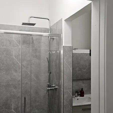 Dolce Apartment *