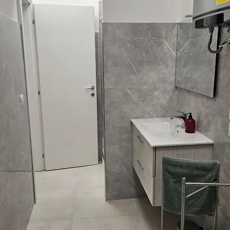 Dolce Apartment Genoa